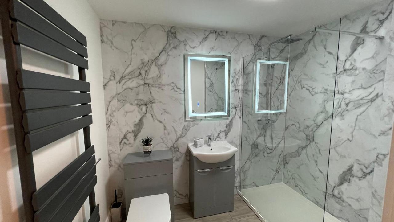 The Forge, Elegant Luxury Apartment With Bike Store - Sleeps 4 ウィック エクステリア 写真